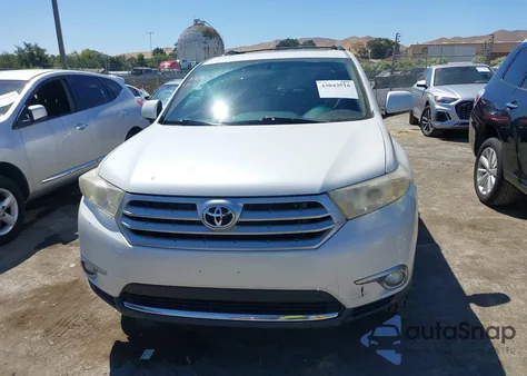 2011 Toyota Highlander Se V6 from USA, damaged, VIN 5TDBK3EH2BS044620